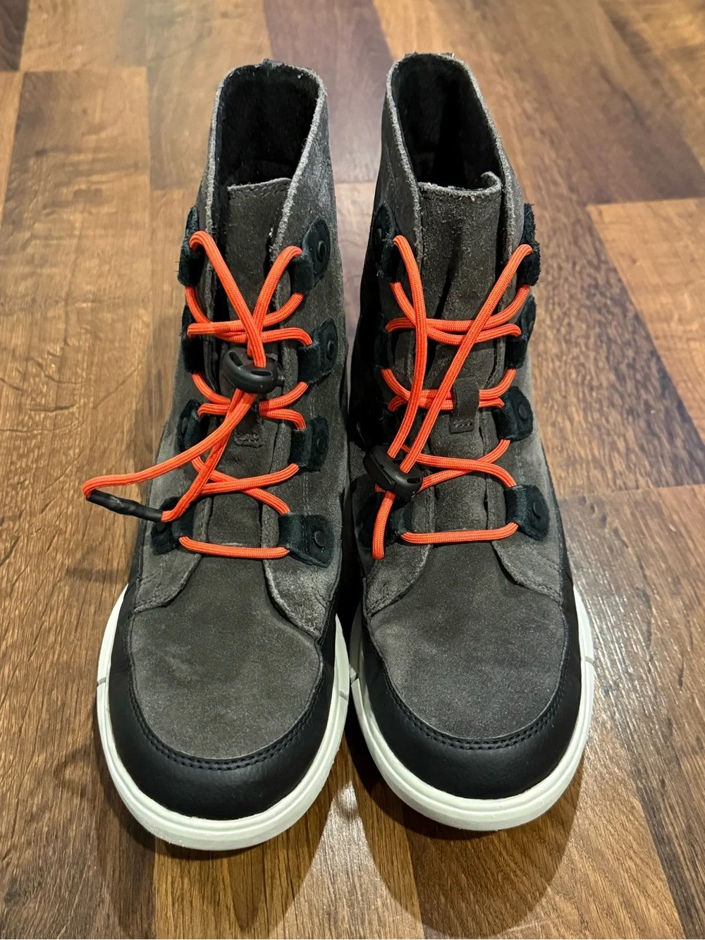 Sorel Kids Explorer Waterproof lace-up boots (size 5)